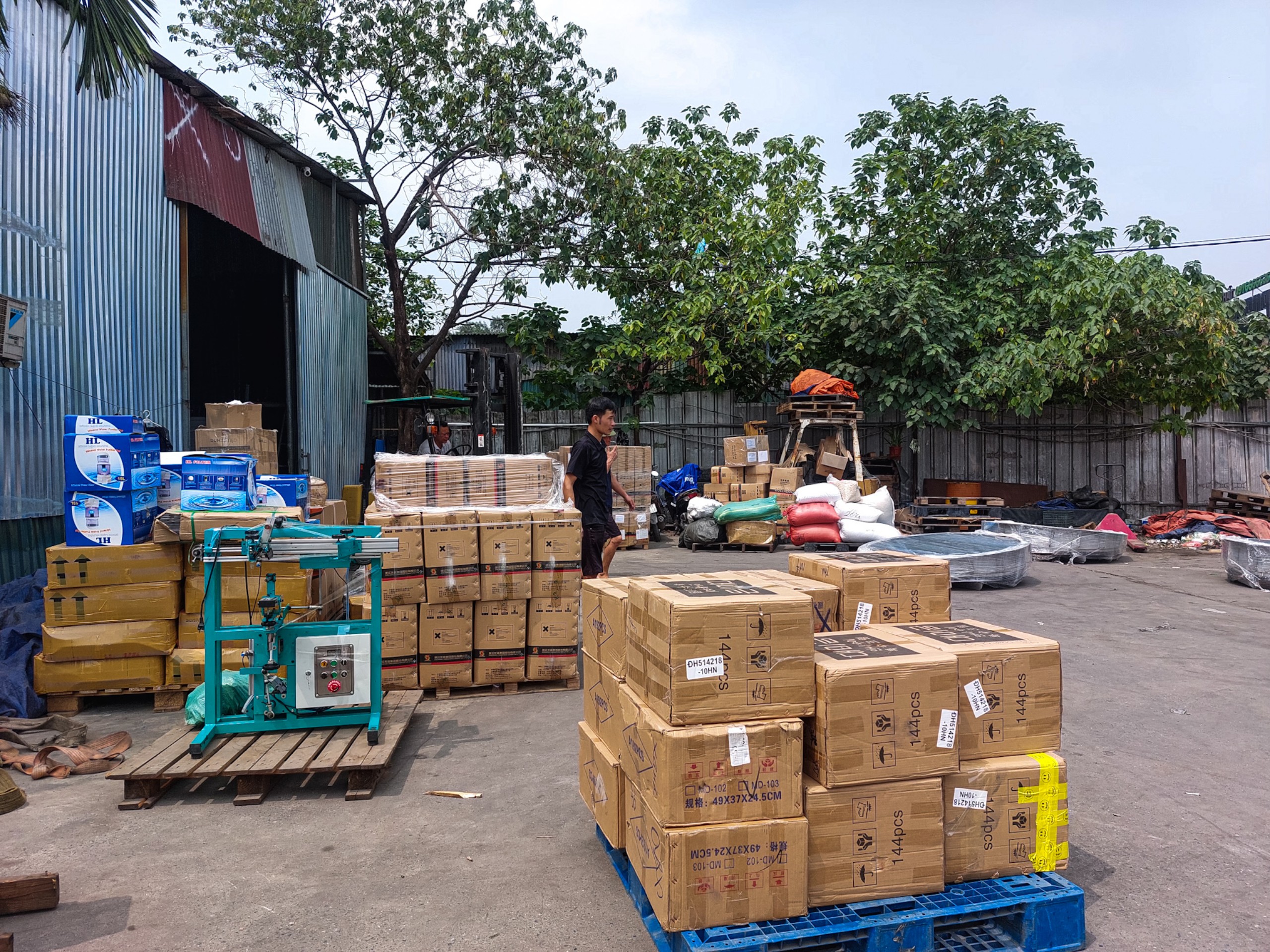 Gửi hàng đi Bình Dương