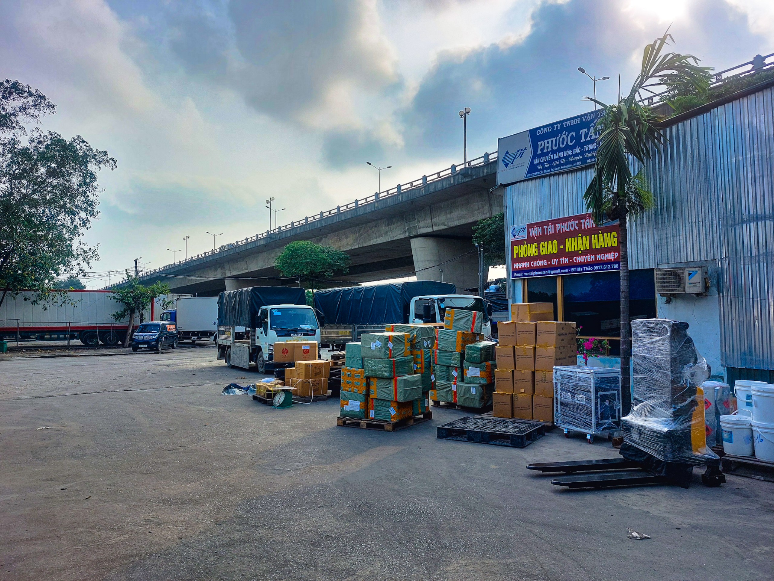 Gửi hàng đi Bình Dương