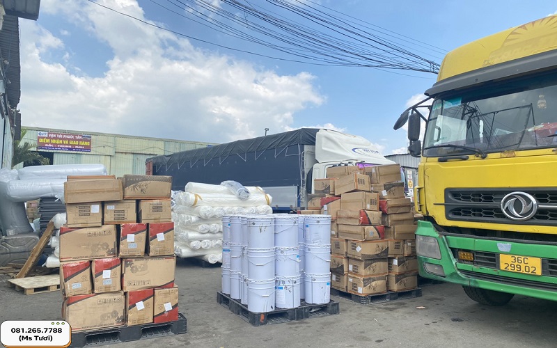 Xe máy chuyển tại Phước Tấn