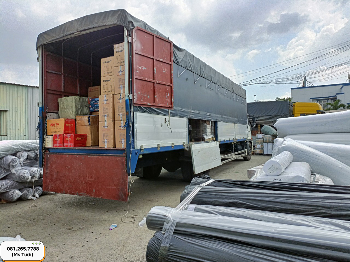 Xếp xe vận chuyển Bắc Nam